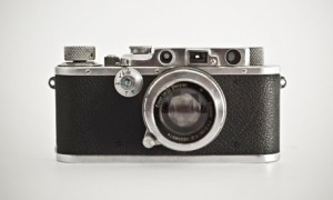 Classic-old-camera-Leica--008