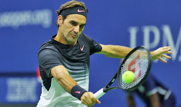 Federer eases into US Open third round