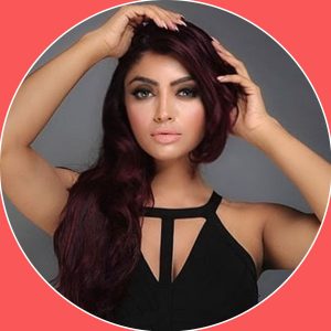 TikTok Star 'Akansha Puri' Sizzling Hot Photos, Pics, Images | DNewsCafe